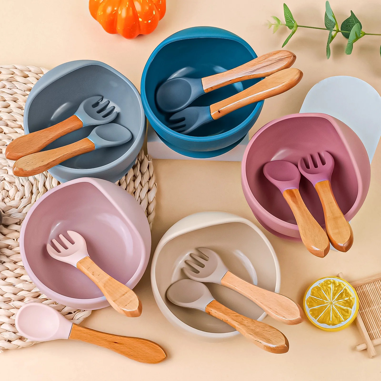 3PCS/Set Silicone Baby Feeding Bowl Tableware for Kids Waterproof Suction Bowl With Spoon-BC021